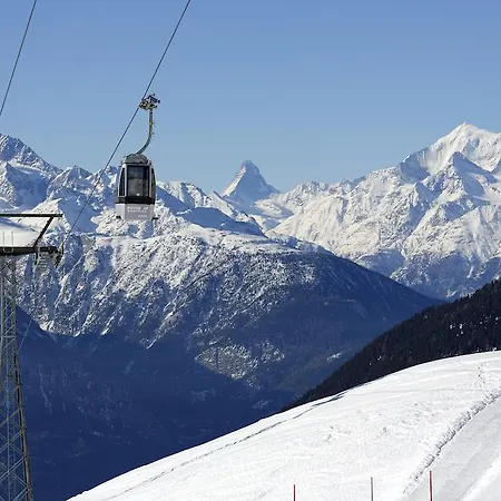 Chalet @2200m Chuestall Huttli